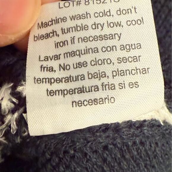 Merry Christmas By Poof Ugly Christmas Sweater Women’s Size Large - Picture 9 of 9